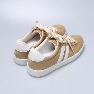 Basic sneakers