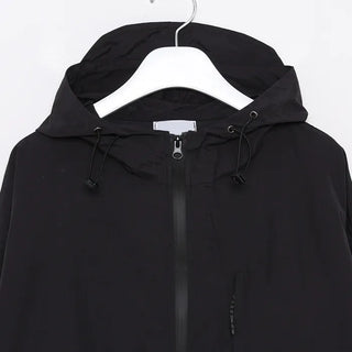 (Unisex) Pocket Hooded Windbreaker