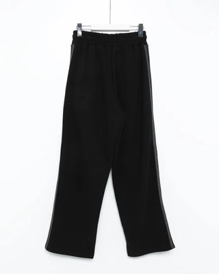 Line detail sweatpants