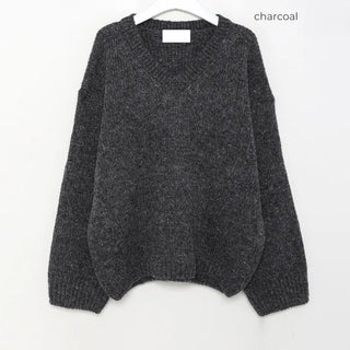 V-neck oversized knit