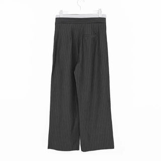 Wide-fit colored striped slacks