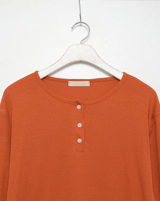 Round neck button t-shirt