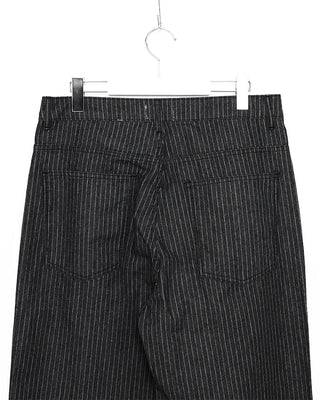 Low-pocket striped denim pants