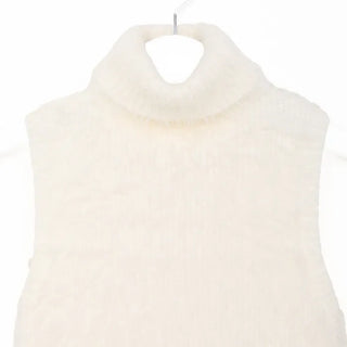 Turtleneck sleeveless fur knit