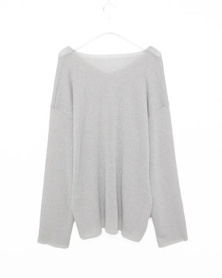 Cool V-neck knit