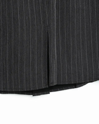 String belt & striped pleated midi skirt