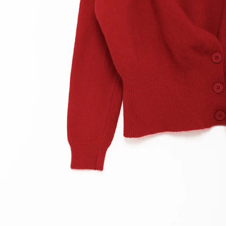 String Button Knit