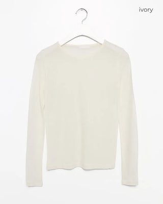 Colorful long-sleeved tops
