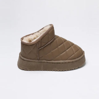 Quilted sheepskin boots