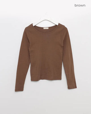 Round simple long-sleeved T-shirt