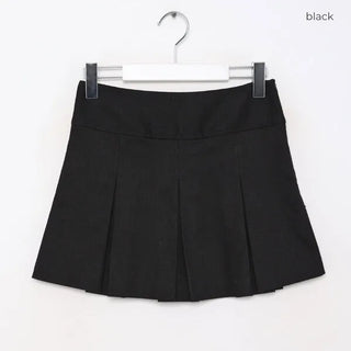 Cotton pleated mini skirt