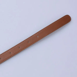 Round silver buckle belt