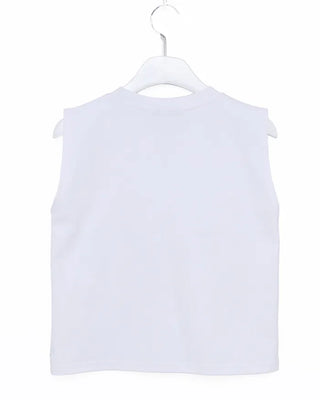 Round neck sleeveless