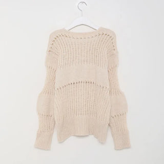 Loose-fitting punched knit