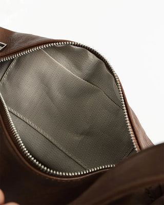 Side belt shoulder bag