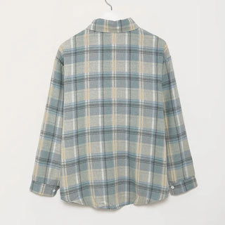 One-pocket loose flannel shirt