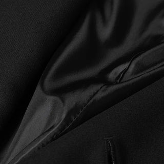 Button-collar cropped jacket