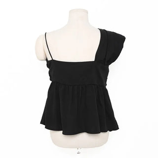 Asymmetrical design top