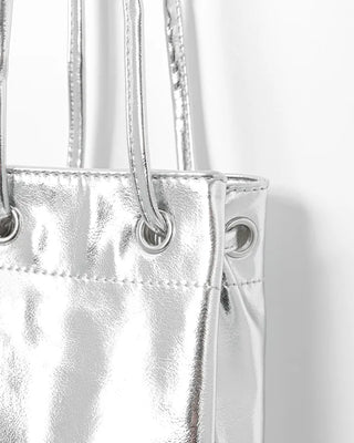 Belt bucket bag