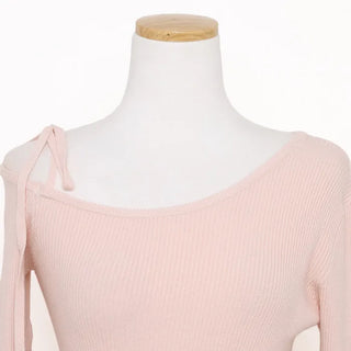 Ribbon Off-Shoulder Knit