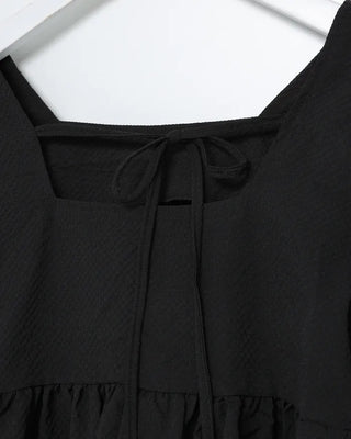Square puff blouse