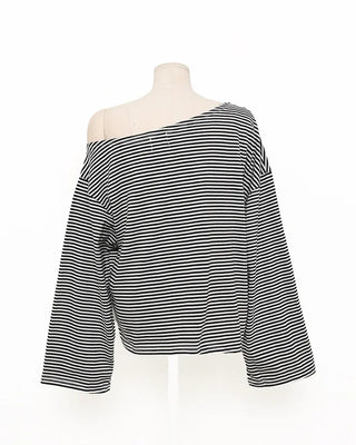Asymmetrical Border T-shirt & Pants Set