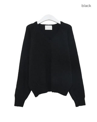 V-neck oversized knit
