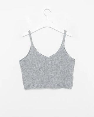 Ribbon knit biste