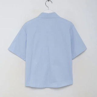 Cropped half-sleeve shirt