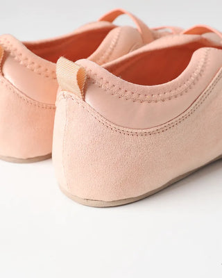 Double-line flat shoes