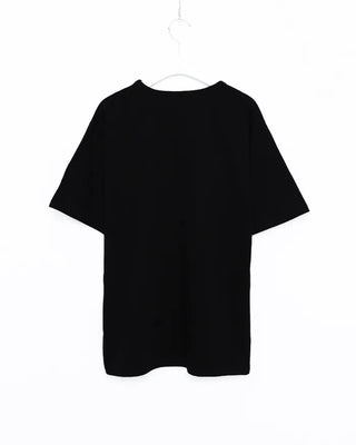 Simple U-neck T-shirt