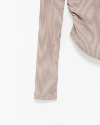 Side-shirred collar knit