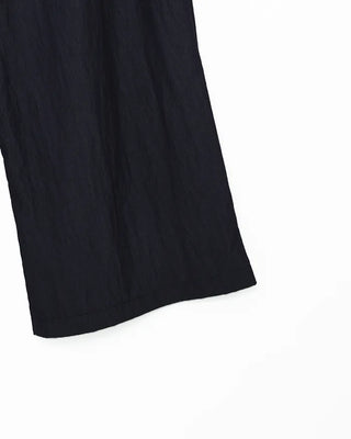 Glossy nylon band button pants