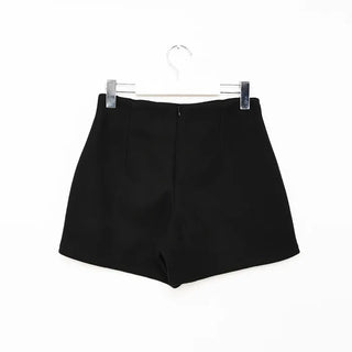 Side zipper shorts