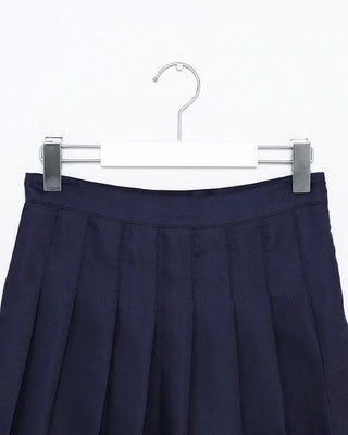 Simple pleated mini skirt