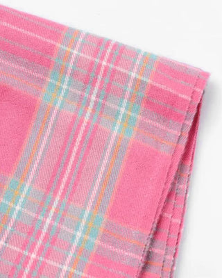 Checkered pattern muffler