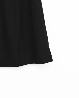Pleated long skirt