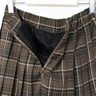 Checkered mini skirt