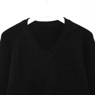V-neck Bold Rib Sweater