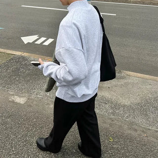Half-neck warmer sweatshirt