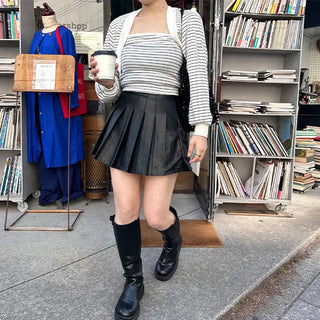 Leather pleated skirt