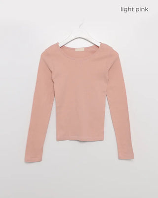 Round simple long-sleeved T-shirt