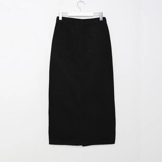 Front slit long skirt