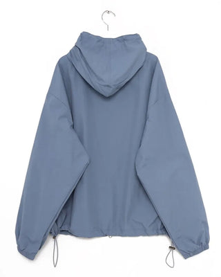 Monohooded windbreaker