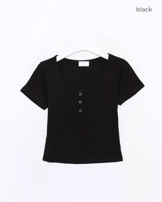 Button-down U-neck short-sleeved T-shirt