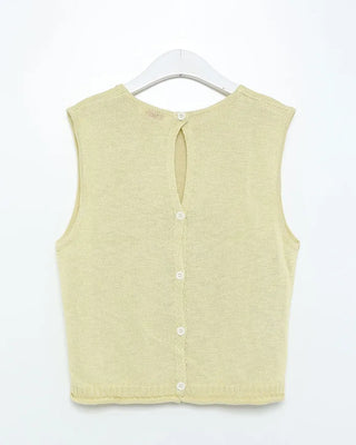 Back button vest