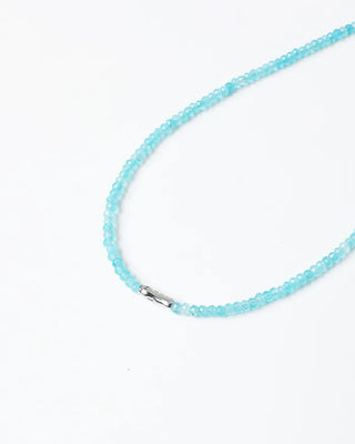 Clover-colored bead necklace