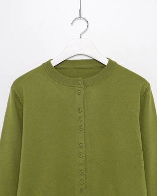 Anti-pilling color crew neck cardigan