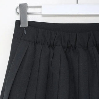 Pleated elastic waist medium skirt