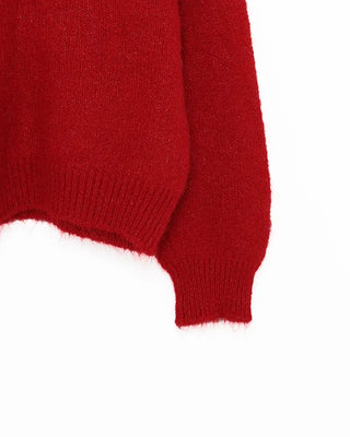 V-neck long-sleeved knit